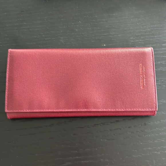 NWB Bottega Veneta Textured Leather Continental Wallet - Picture 2 of 12